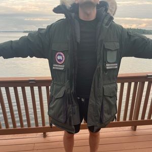 Canada Goose Snow Mantea Down Jacket Men’s Large